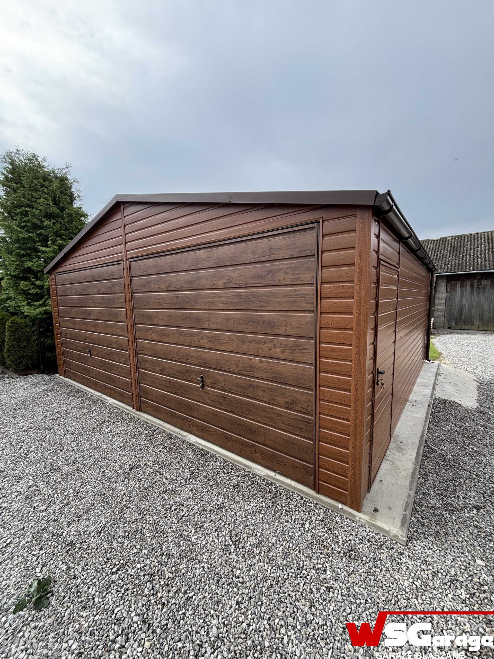 Garaż blaszany 8 m x 6 m | VINGT QUATRE - obrazek 3